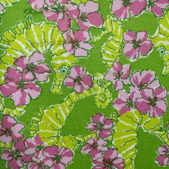 Lilly Pulitzer Laptop Tote - Fits Up to 15.4โ Screen - Seahorse pattern. - Picture 2 of 5